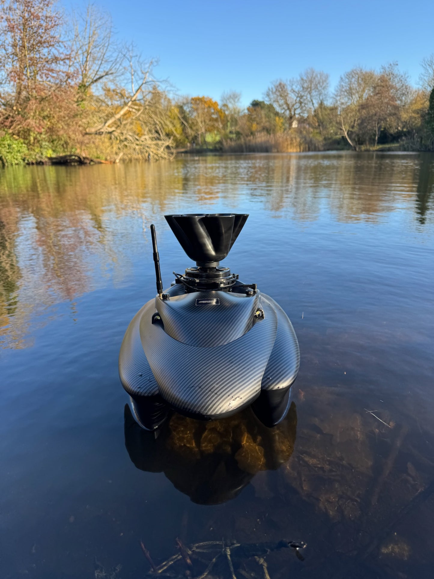 Horizon MANTA Bait Boat - GPS Autopilot, Built-in Sonar, Bait Spreader - PRE-ORDER